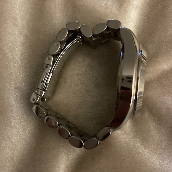 **SOLD ELSEWHERE** Michael Kors - Silver Unisex Watch w/ Dark Grey & Rose Gold - Picture 3 of 8